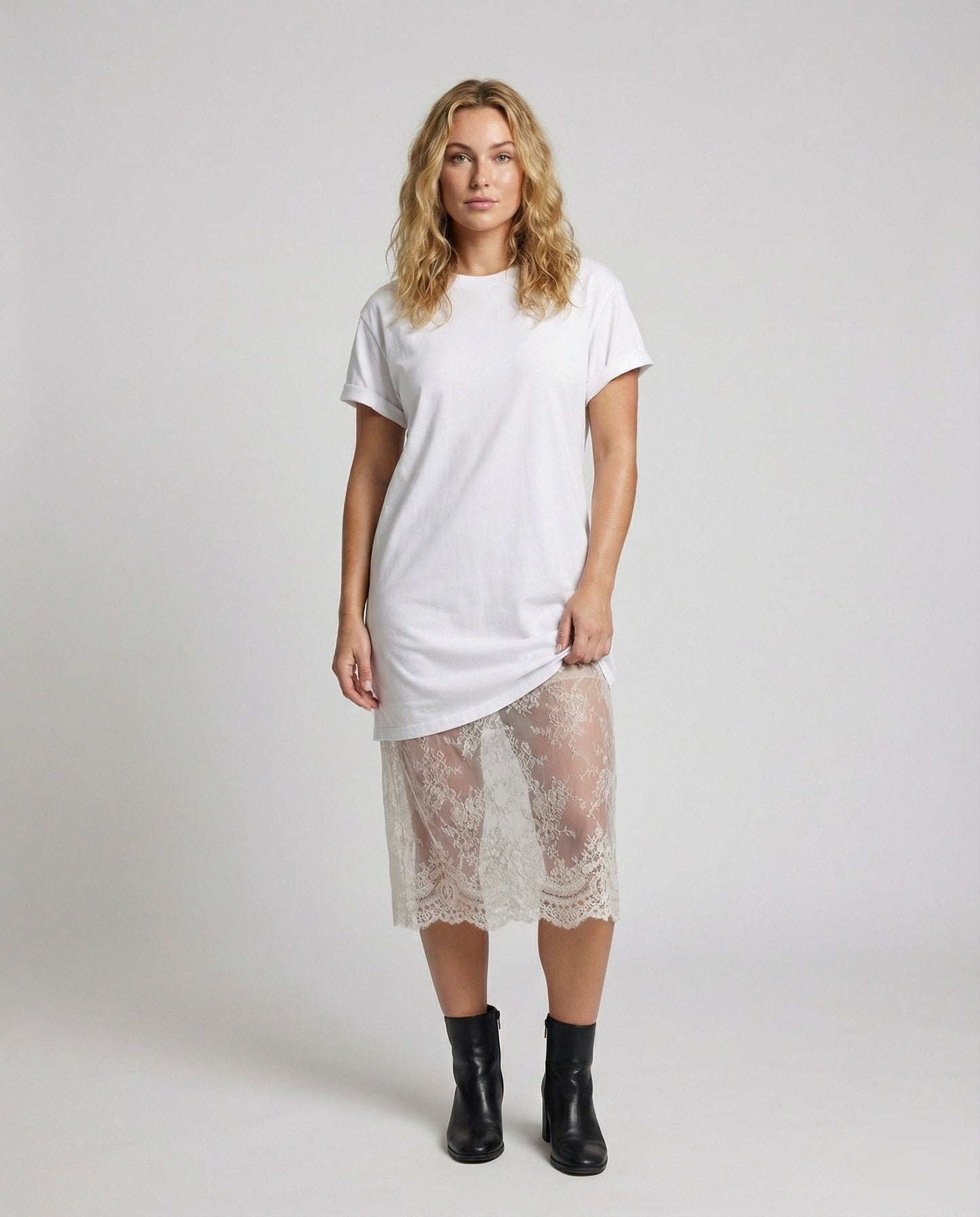 Damen Oversize T-Shirt-Kleid Spitzensaum - Norvielle