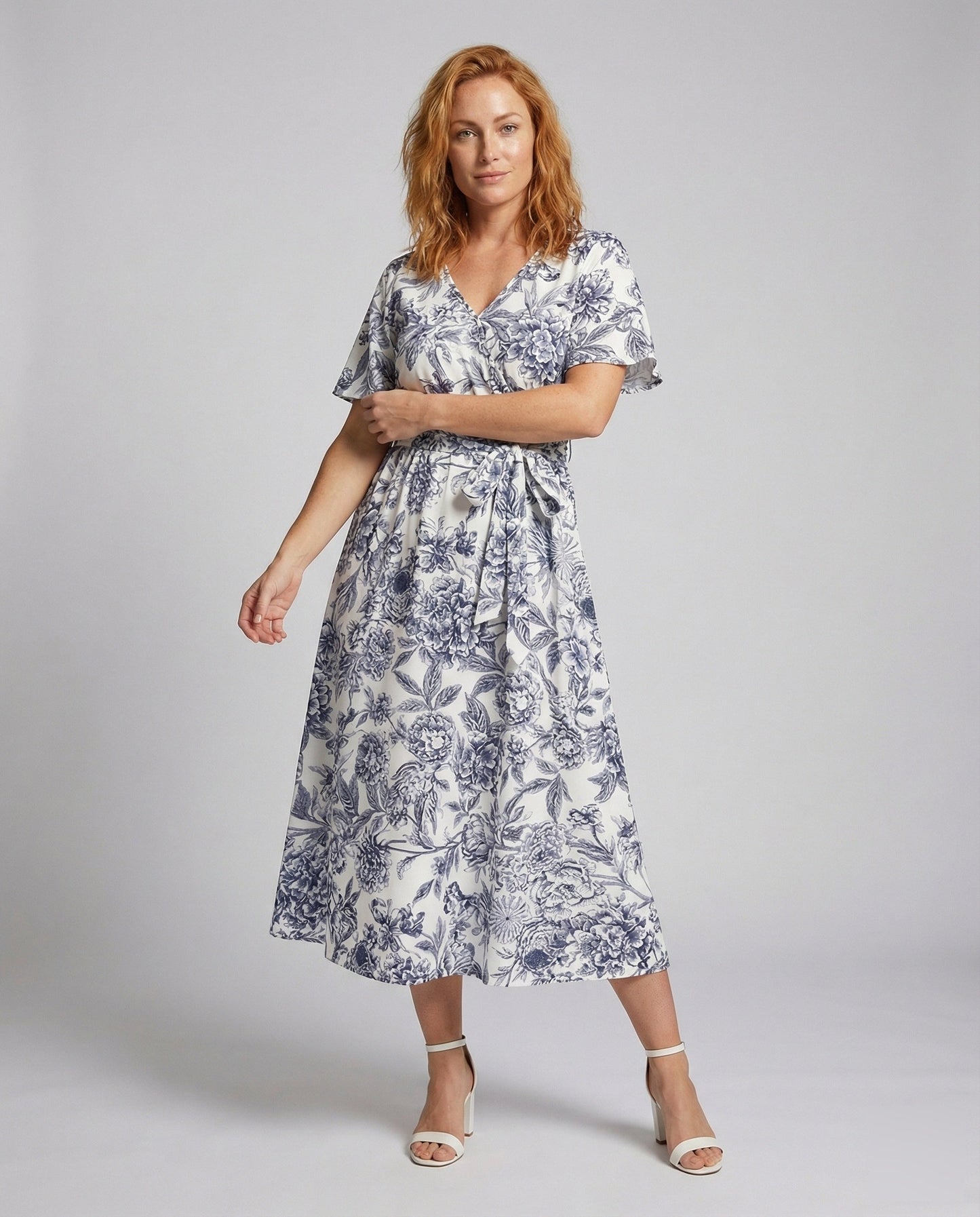 Damen Wickelmaxikleid Tailliert Mit Bindegürtel - Norvielle