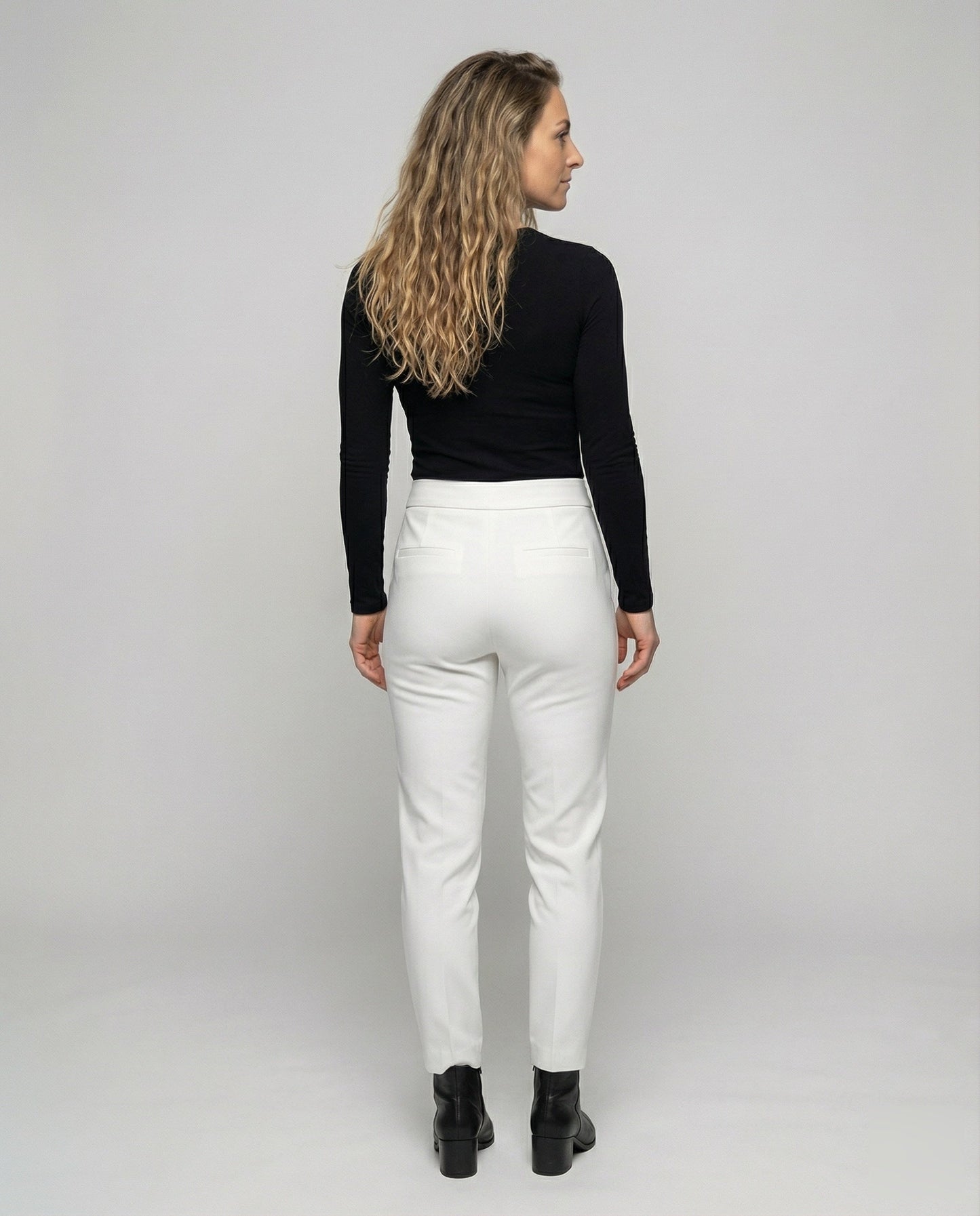 Product 15552476709194 - back_view