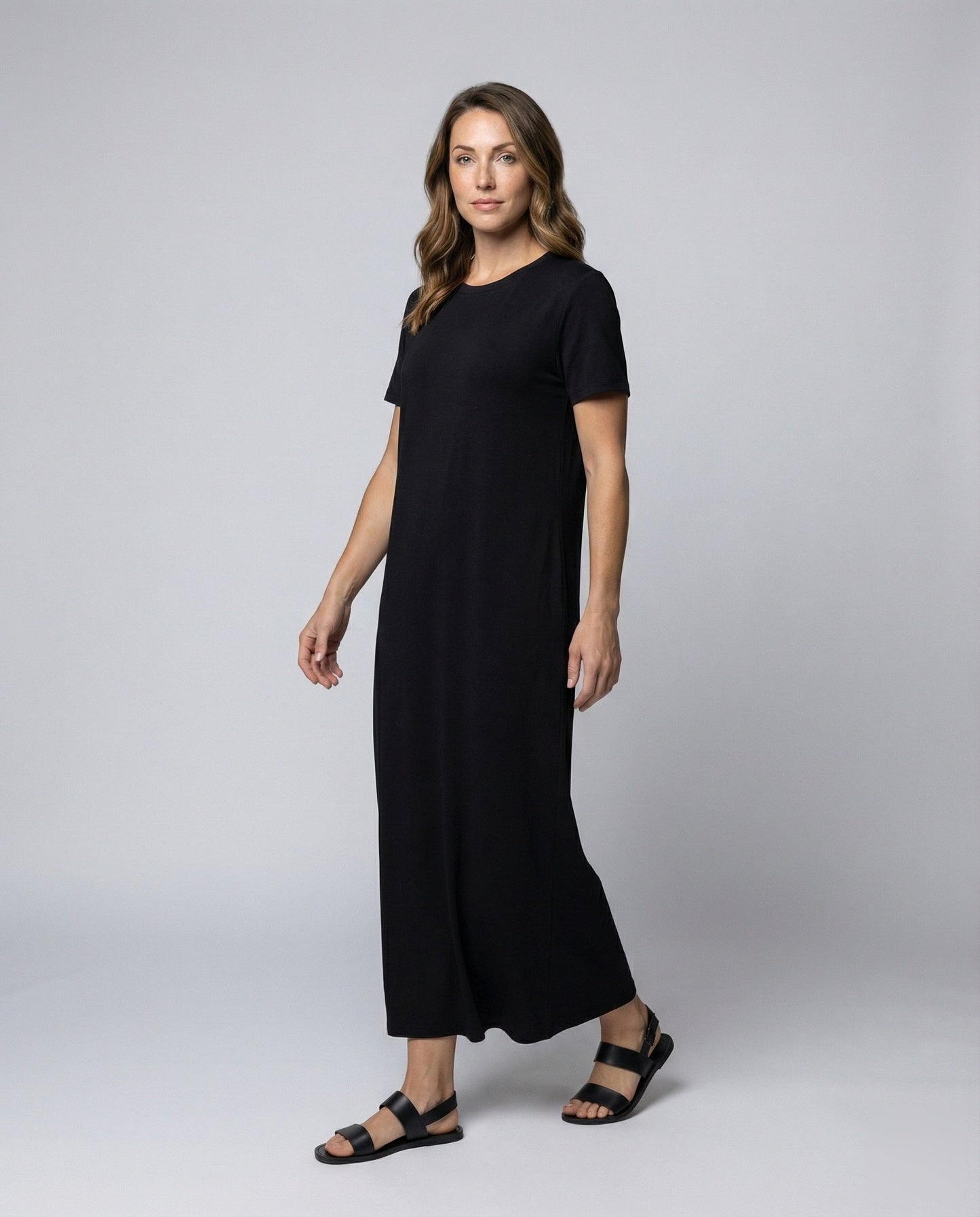 Damen Maxikleid aus Baumwolle mit Seitenschlitz Beige - Norvielle