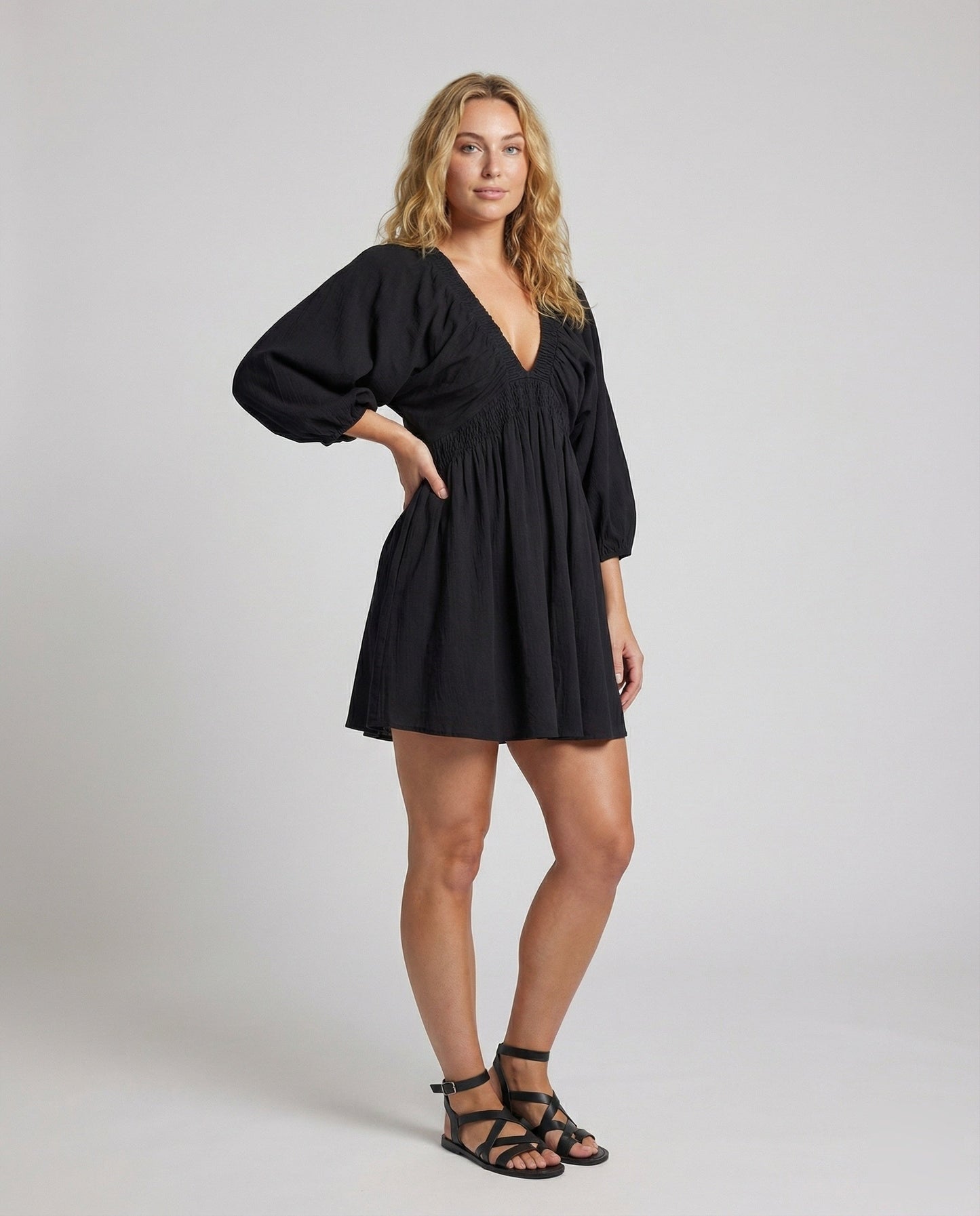 Damen Babydoll Minikleid Ballonärmel Luftig - Norvielle