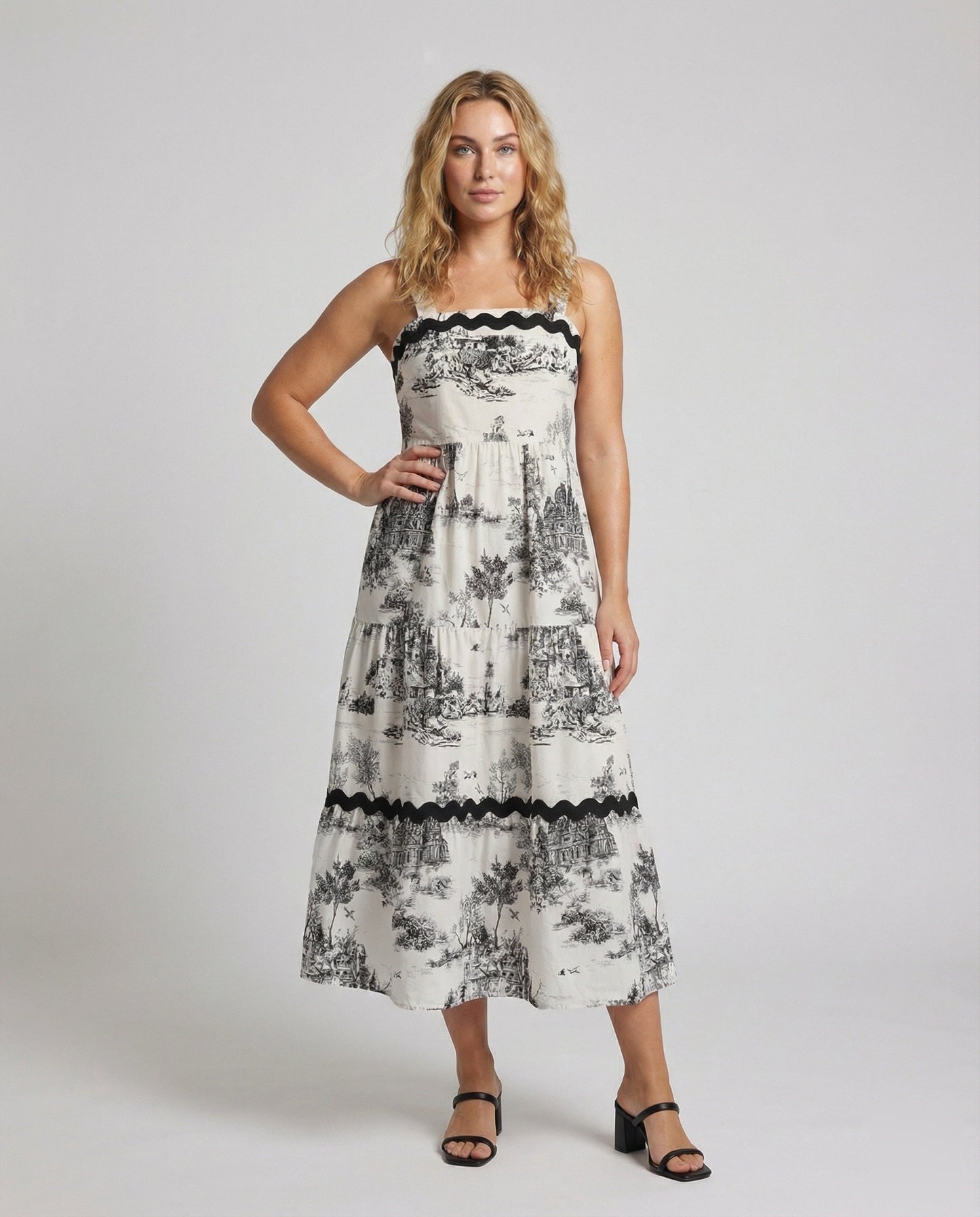 Damen Maxikleid Ländliches Motiv Zierborte - Norvielle