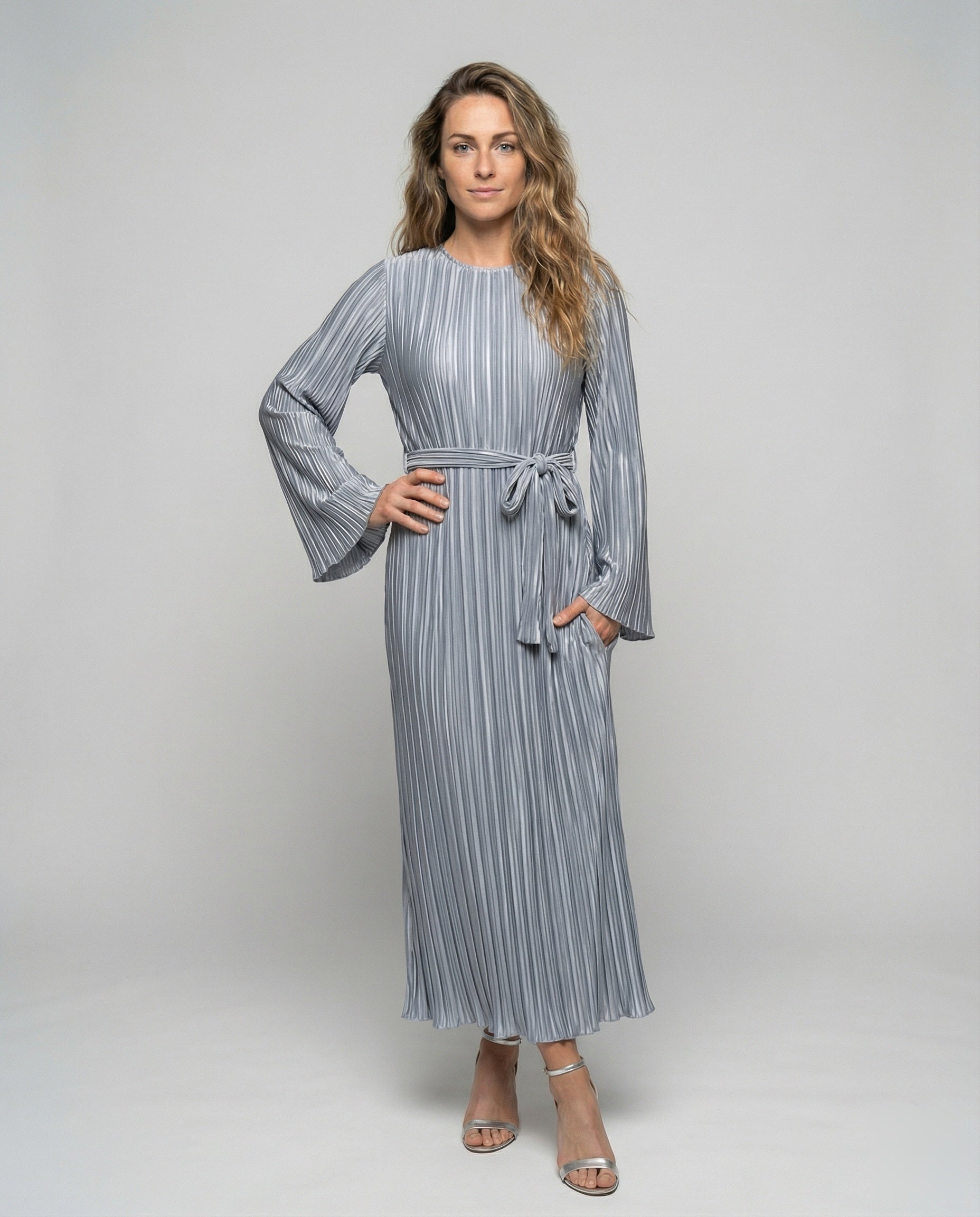 Damen Maxikleid Plissee Glockenärmel - Norvielle