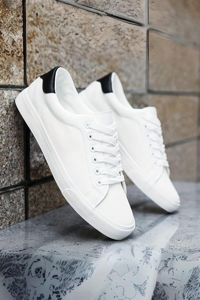 Weiße Sneaker Einfach Elegant - Norvielle