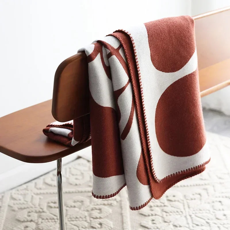 Nordische Wurfdecke Jacquard Imitiertes Kaschmir Weich Beige - Norvielle