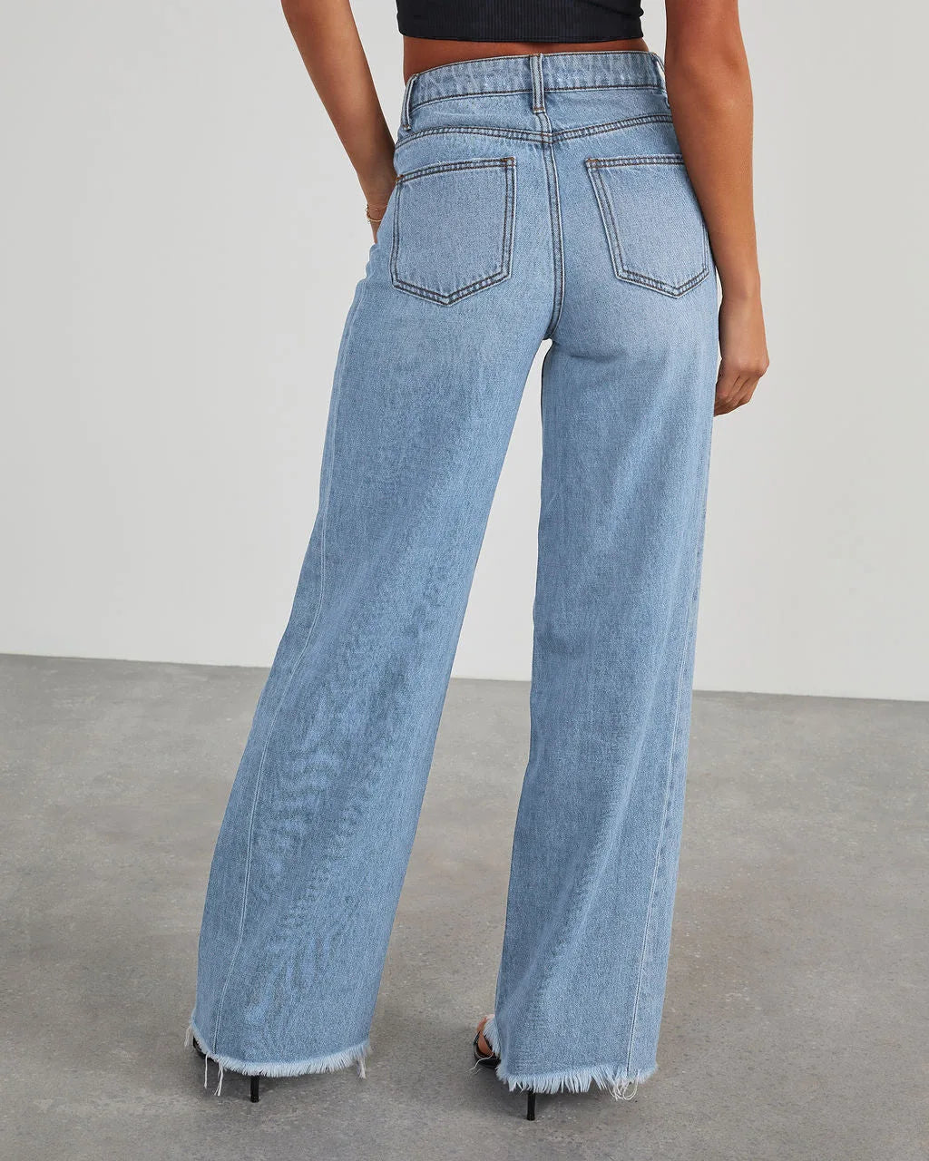 Damen Weitbein Jeans Grau Raw Hem
