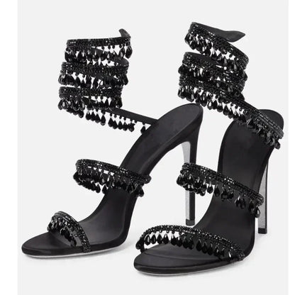 Zyrelia Crystal Wrap Heels schwarz mit glamourösem Wrap-Design