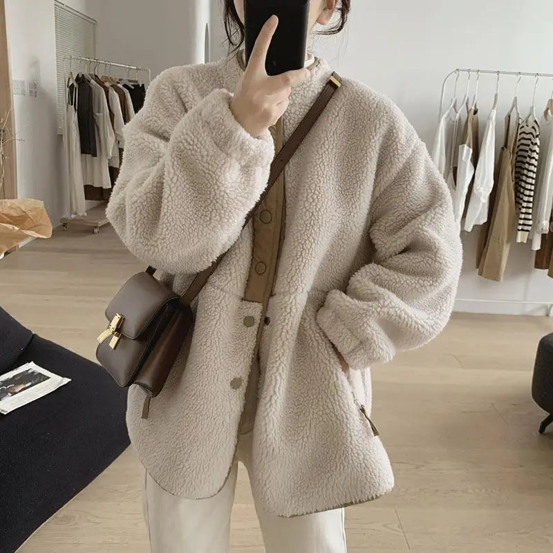 Damen Teddyjacke Beige Oversized mit Knöpfen