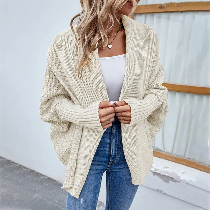 Cremefarbener Damen-Cardigan – weiche Strickjacke
