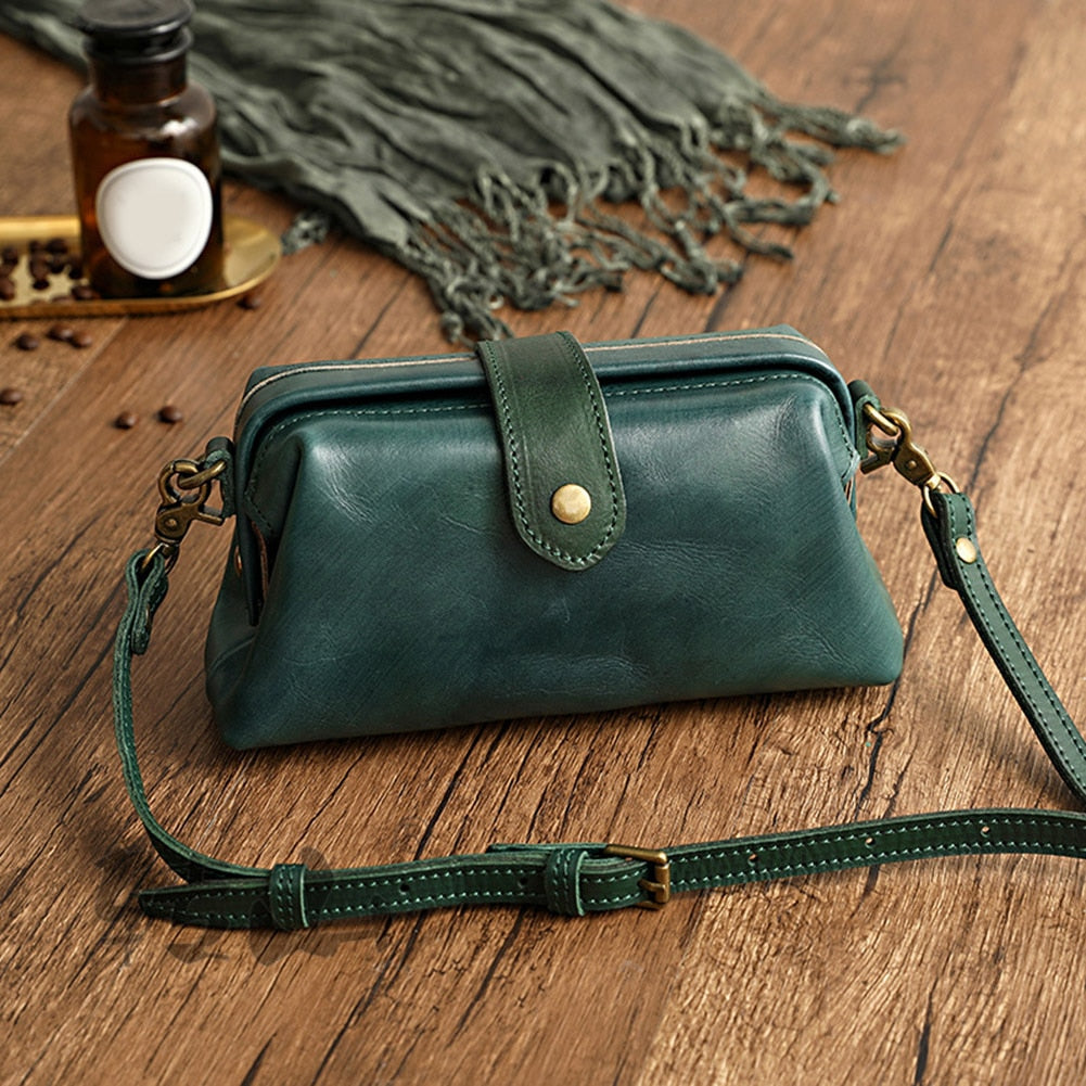 Handgefertigte Damen Retro-Tasche Leder