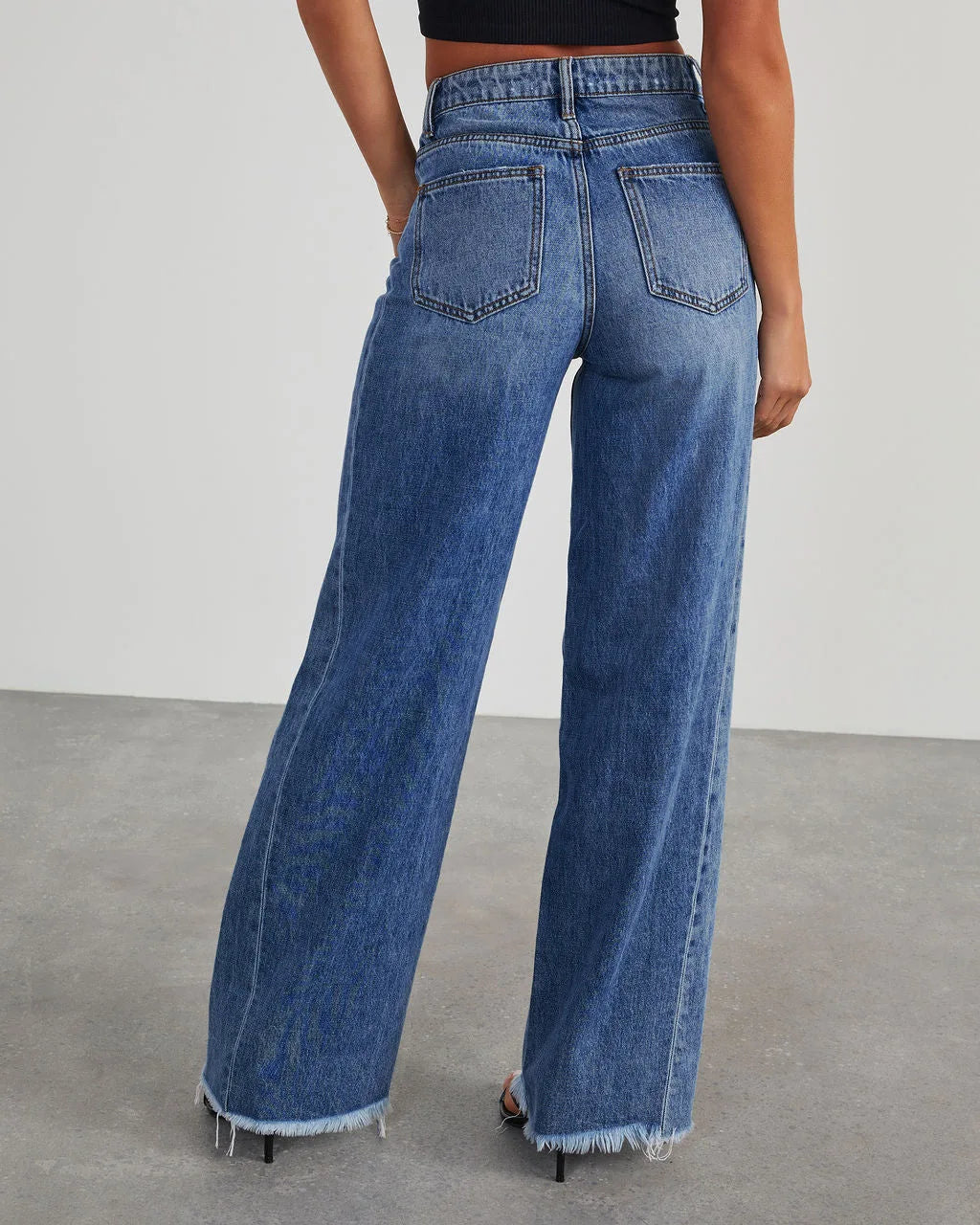 Damen Weitbein Jeans Grau Raw Hem