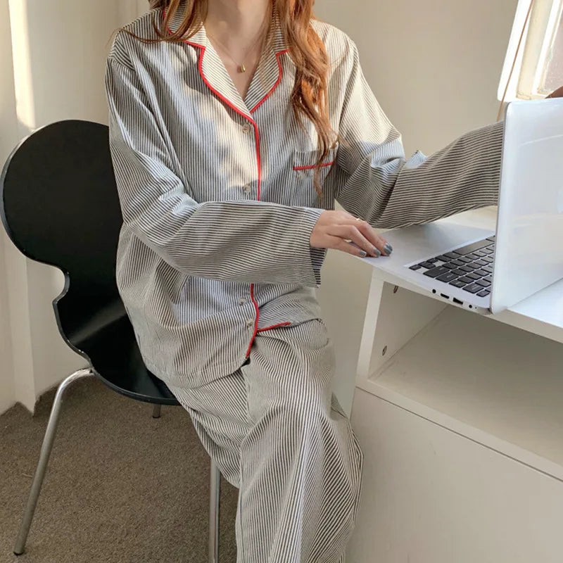 Damen Pyjama Set Zweiteiler mit Gestreiftem Knopfhemd und Hose - Norvielle