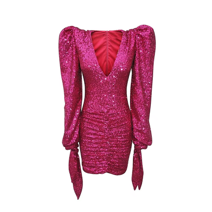 Detailaufnahme des Paillettenstoffs – funkelndes Finish in Fuchsia
