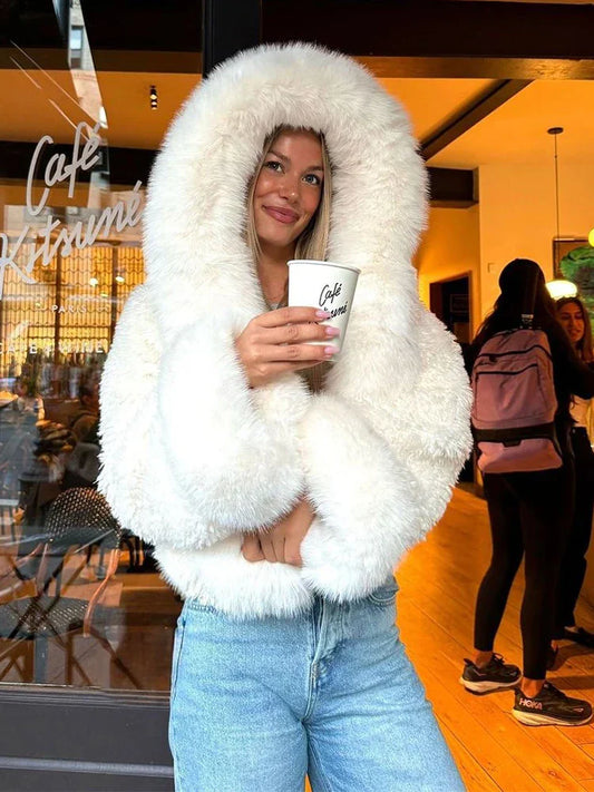 Elyra Damen Faux-Fur-Jacke mit Kapuze Schwarz - Norvielle
