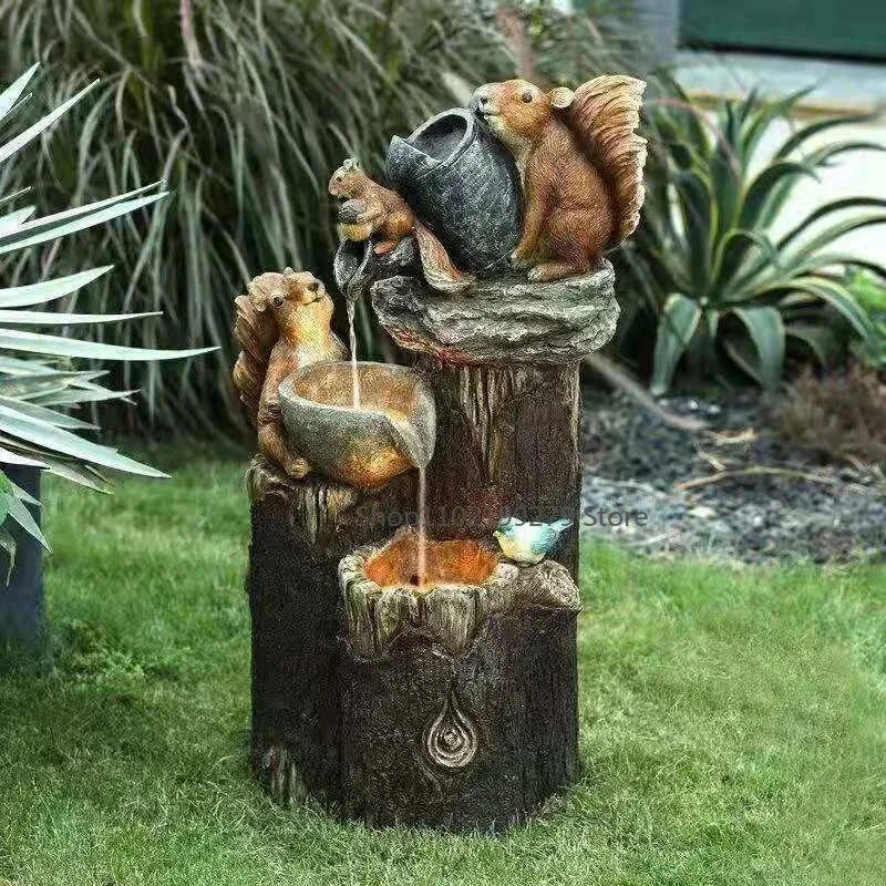 Lunaverde Dekorative Gartenfigur Ente Eichhörnchen Solar Brunnen LED