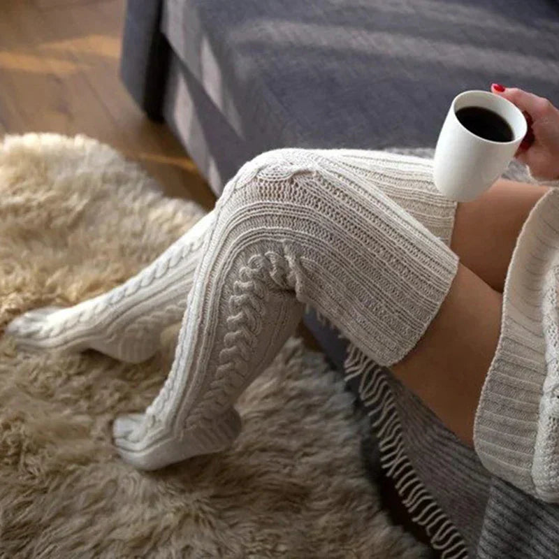 Damen Overknee Stricksocken Weiches Zopfmuster Beige