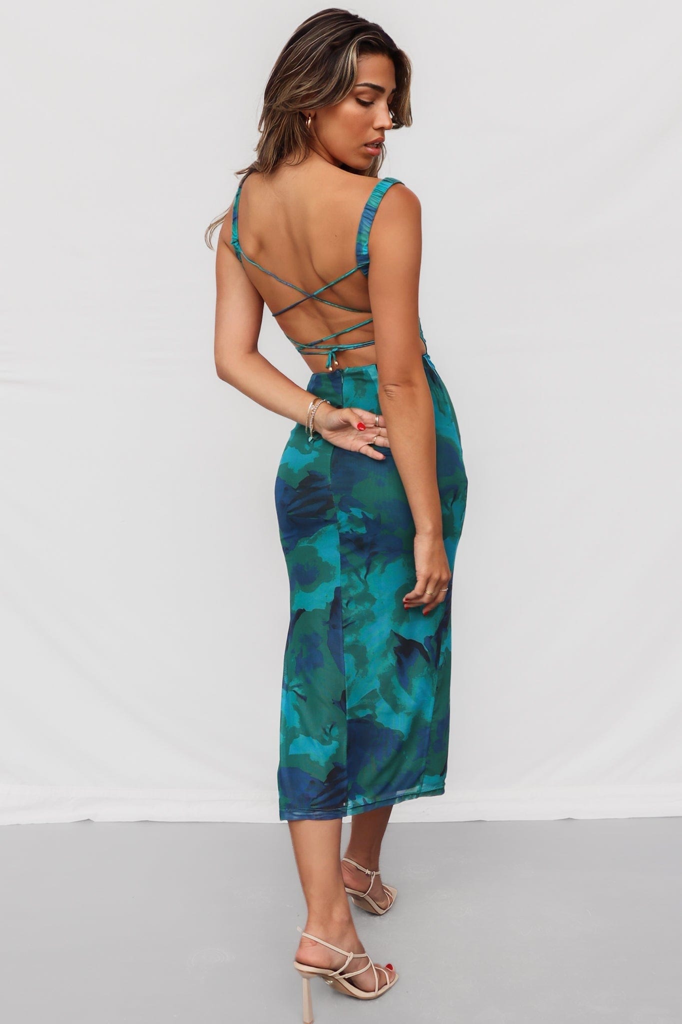 Bettina Damen Sommerkleid Rückenfrei Feine Schnürung
