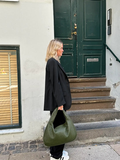 Charlyne Große Geflochtene Hobo-Tasche