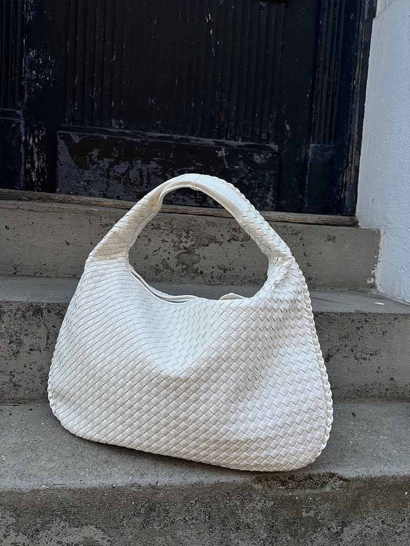 Charlyne Große Geflochtene Hobo-Tasche
