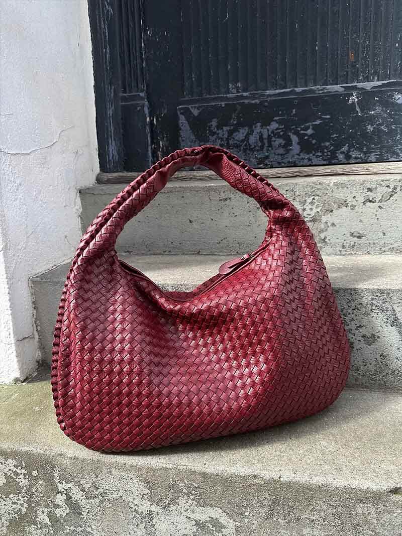 Charlyne Große Geflochtene Hobo-Tasche
