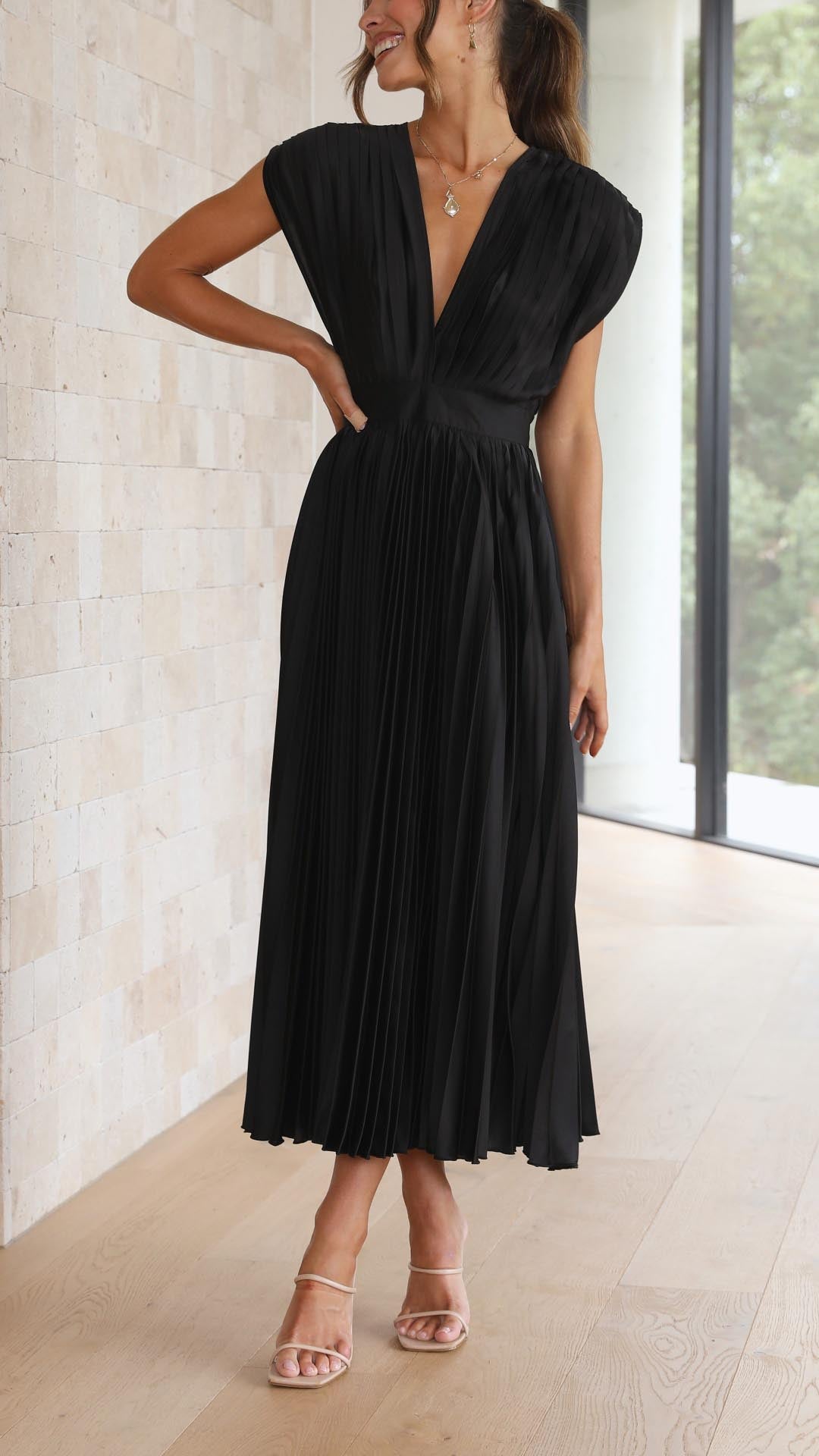 Damen Maxikleid Klassisch Gefaltet Mittellang