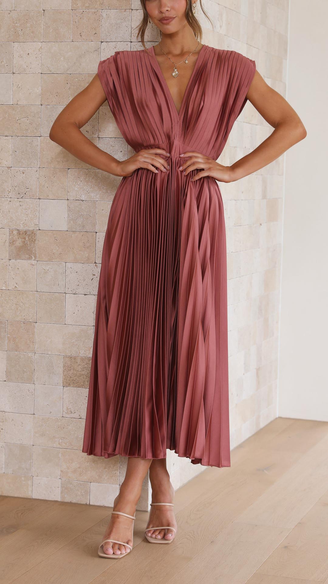 Damen Maxikleid Klassisch Gefaltet Mittellang Schwarz - Norvielle