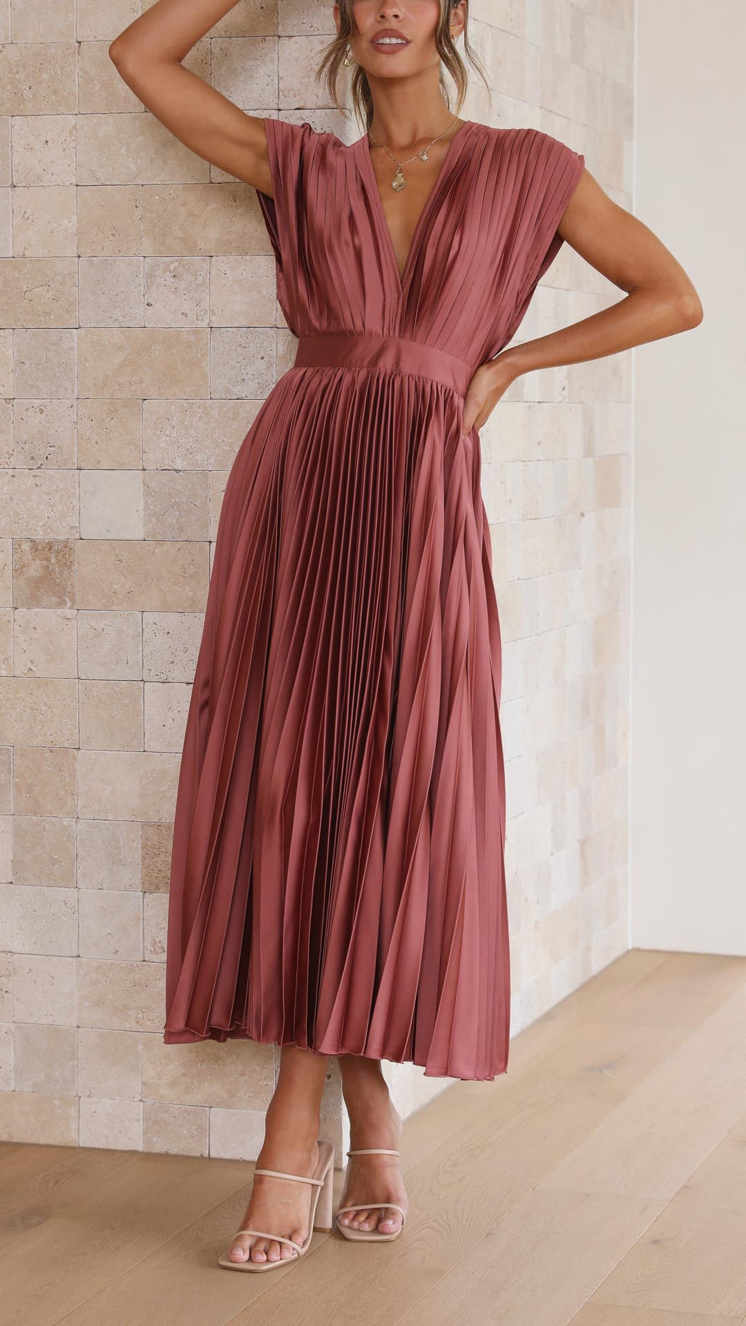 Damen Maxikleid Klassisch Gefaltet Mittellang