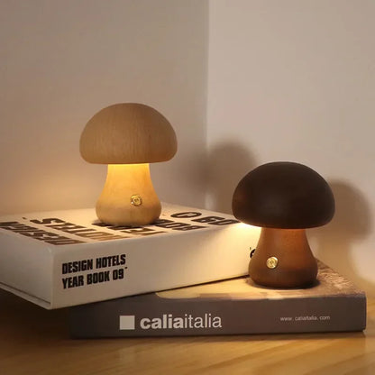 Holztischlampe Pilzform