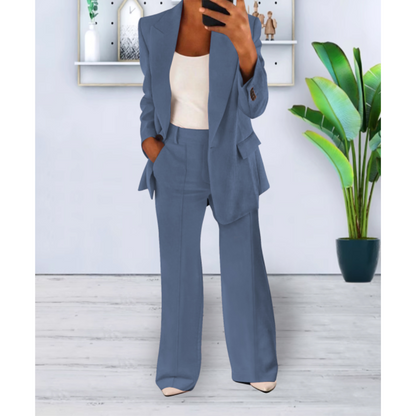 Eleganter Damen Hosenanzug Blazer und Stoffhose