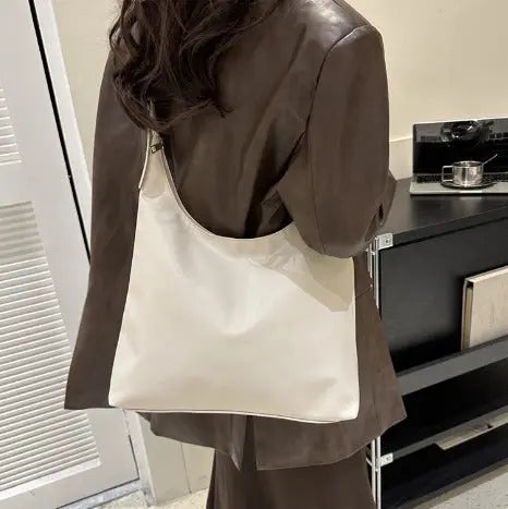 Elena Damen Schultertasche