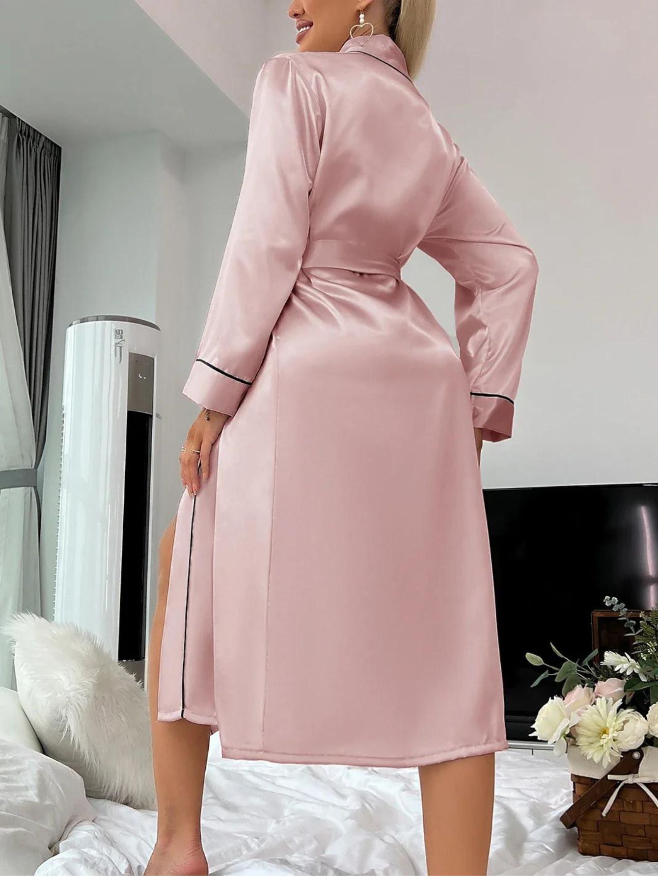 Klassischer Satin Kimono Damenbademantel