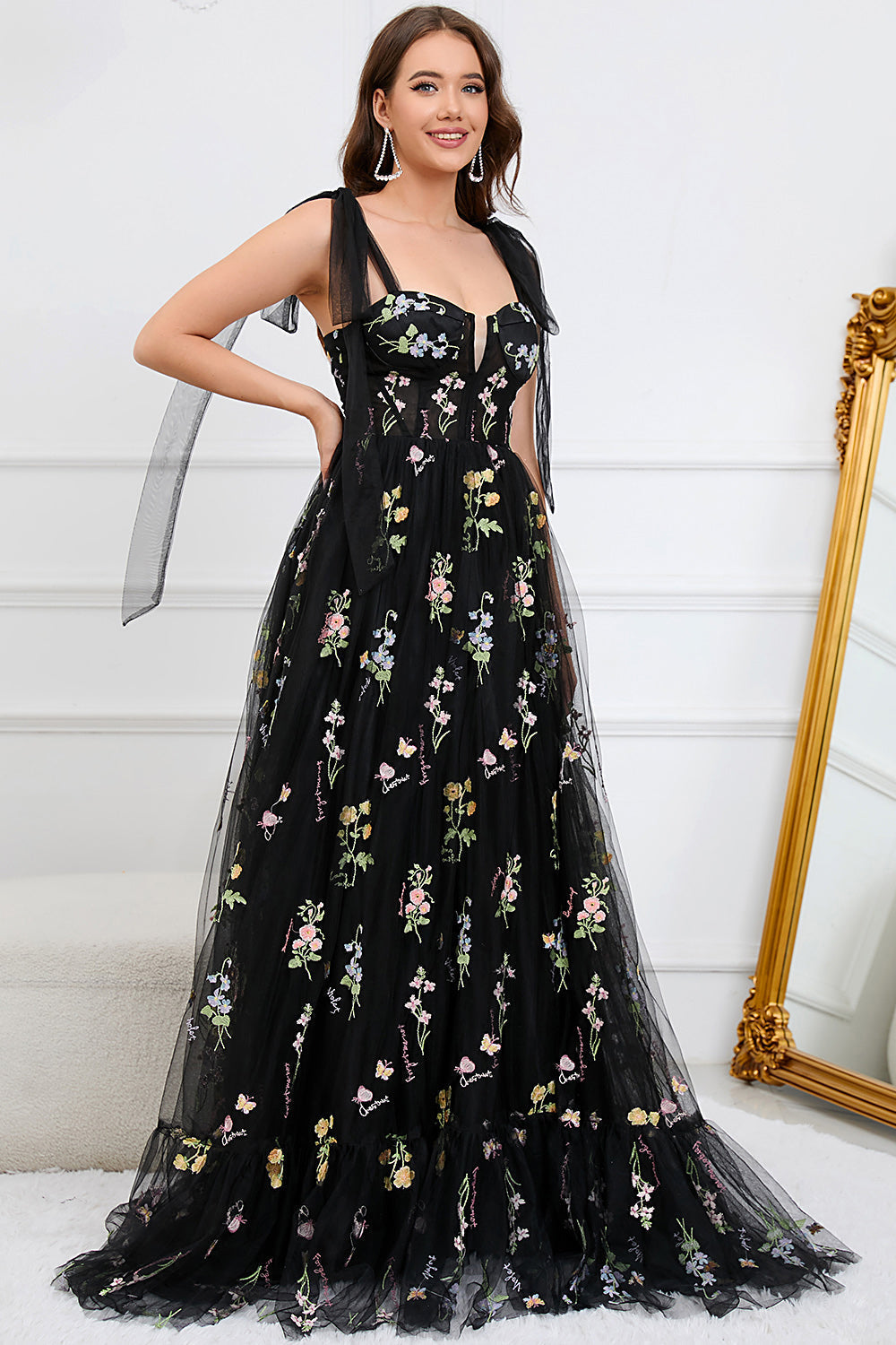 Damen Maxi Kleid Blumenmuster Elegantes Design - Norvielle