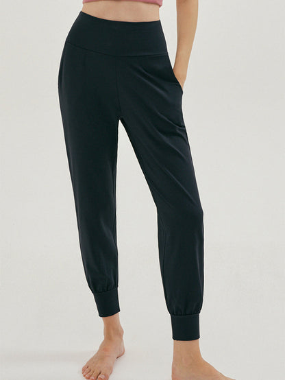 Damen High-Waist Joggerhose Bequem Schwarz - Norvielle