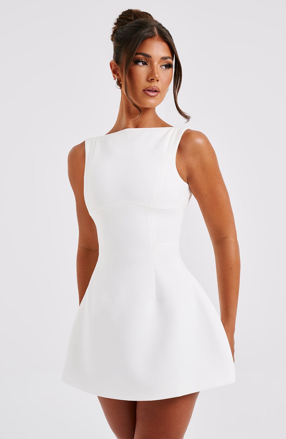 Damen Minikleid Weiß Bubble-Rock Ausschnitt
