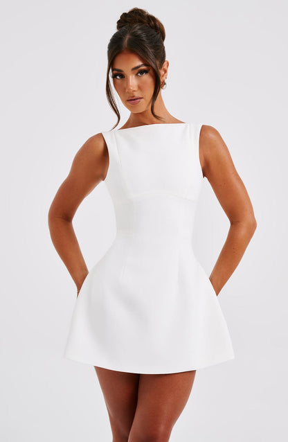 Damen Minikleid Weiß Bubble-Rock Ausschnitt