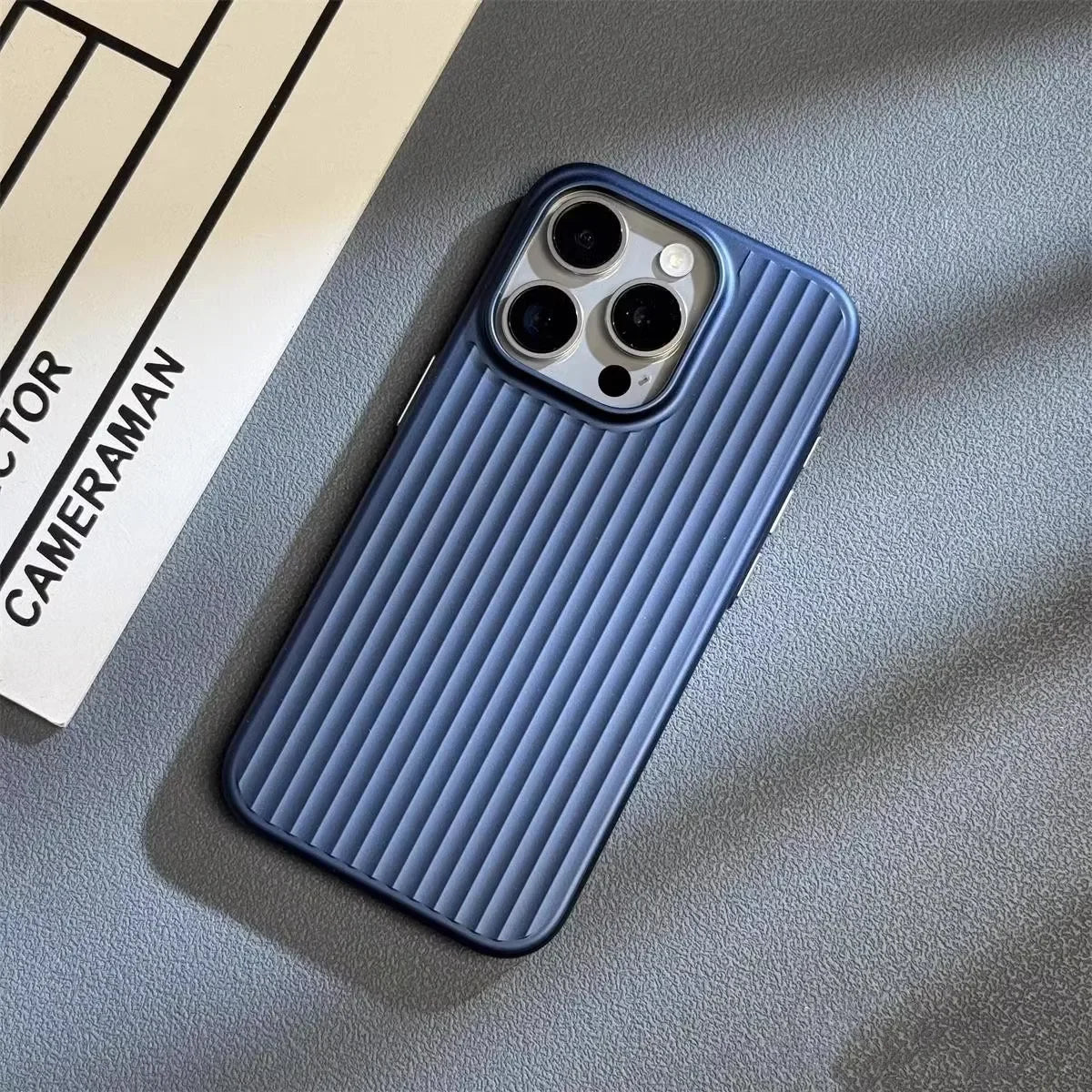 Dünne Stoßfeste iPhone Hülle