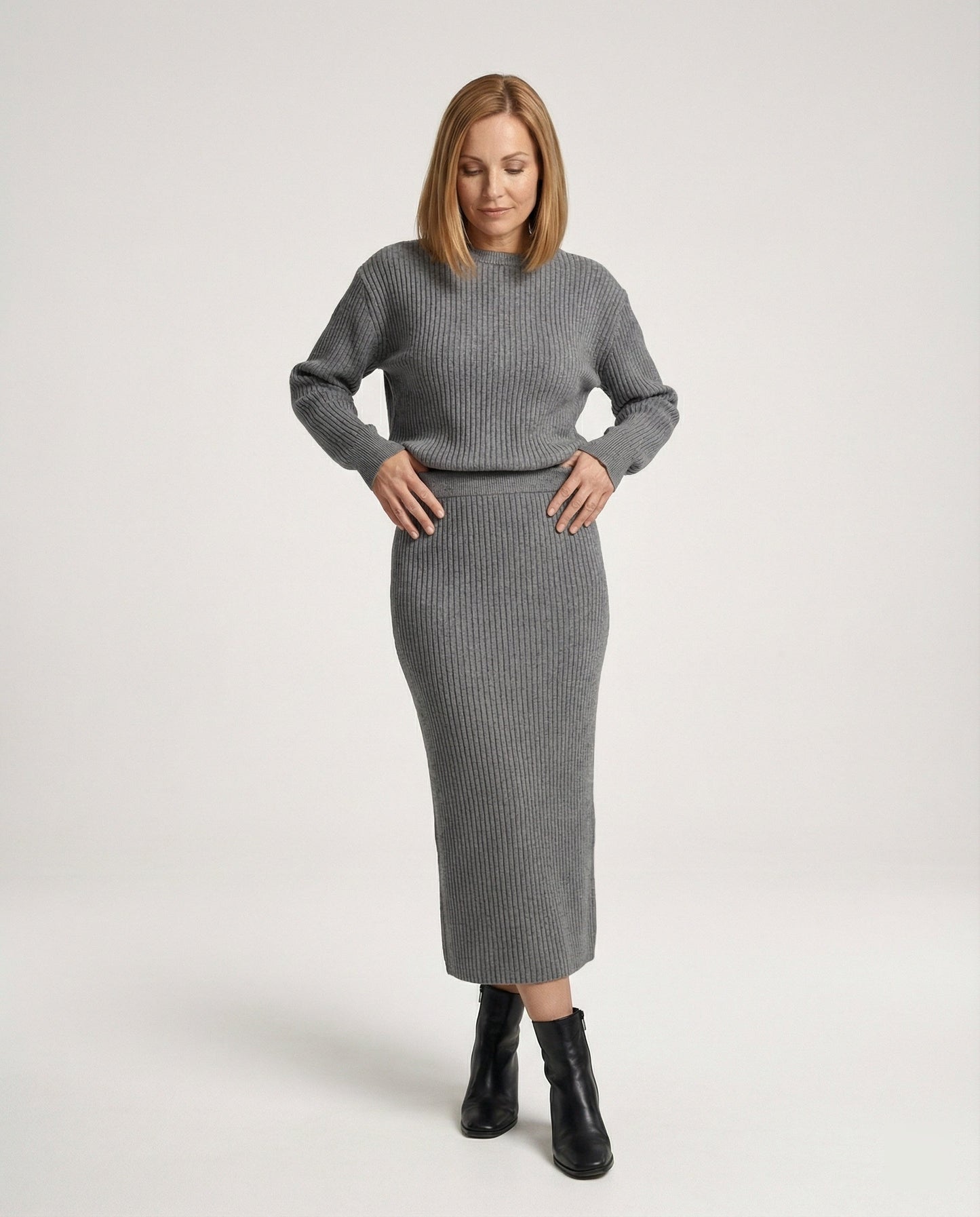Damen Strickset Pullover und Rock - Norvielle