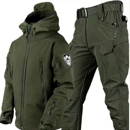 Herren Winteroutfit Funktionale Jacke und Hose
