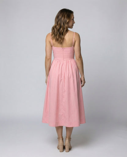 Einfaches Damenkleid U-Ausschnitt Strapsen