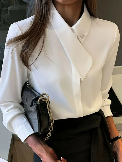 Damenbluse Asymmetrischer Kragen