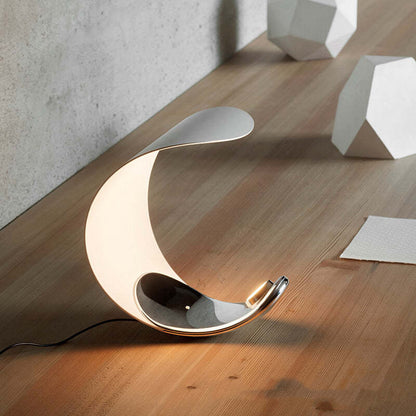 Tischlampe Halbmond LED Modern Mond Design
