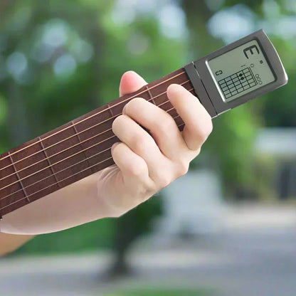 E-Gitarre Trainer für Anfänger mit Chordmeister Funktion