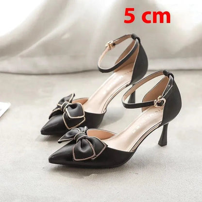 Damen Pumps mit Schleife Spitzenabsatz