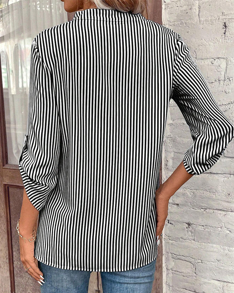 Norvielle Herren Shirt Gestreift V-Ausschnitt