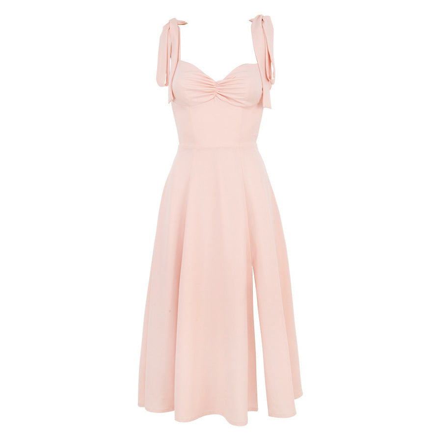 Französisches Damenkleid mit Trägern