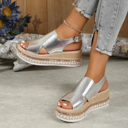 Norvielle Damen Glänzende Sandalen