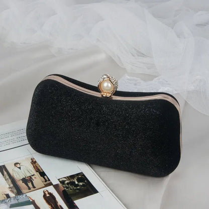 Damen Samt-Clutch Perlenverschluss Gold-Details
