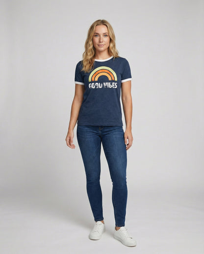 Good Vibes T-Shirt Positivität