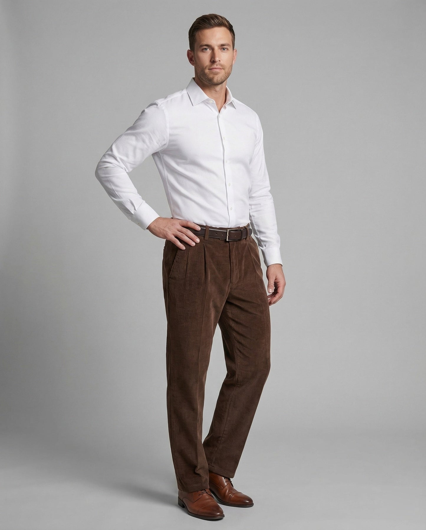 Herren Cordhose Feincord mit Gürtelschlaufen