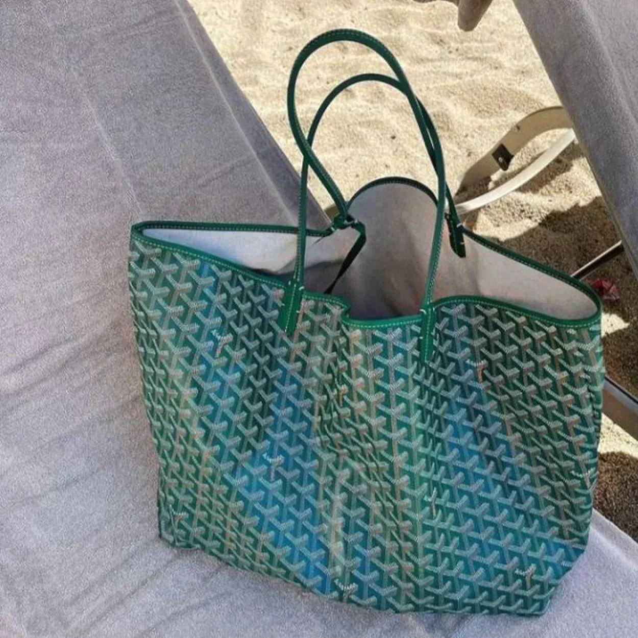 Stilvolle Damenhandtasche für jeden Anlass